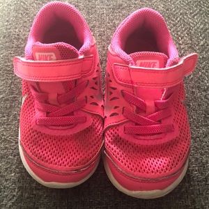 Nike Pink Tennis Shoes size 8C